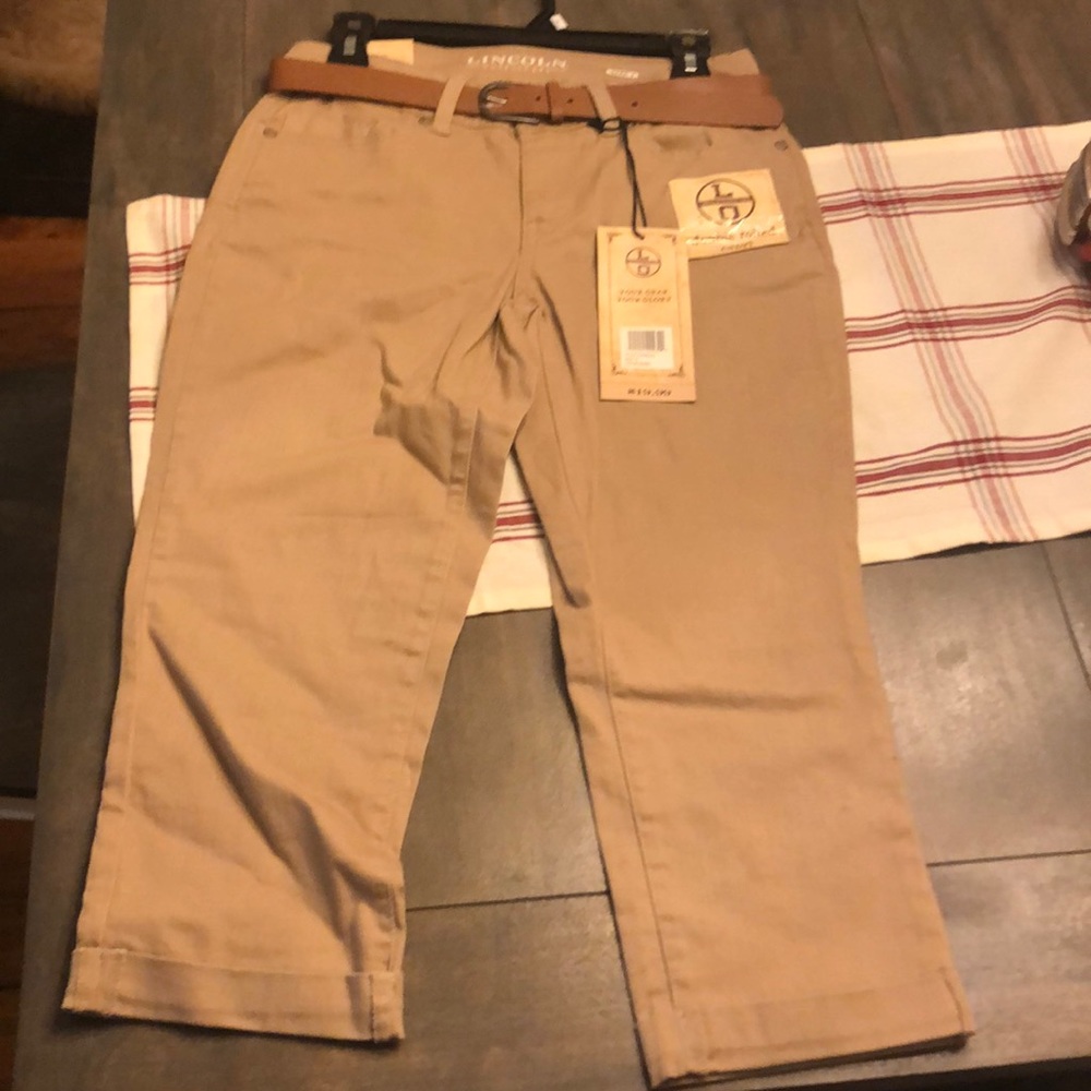 Khaki Capri